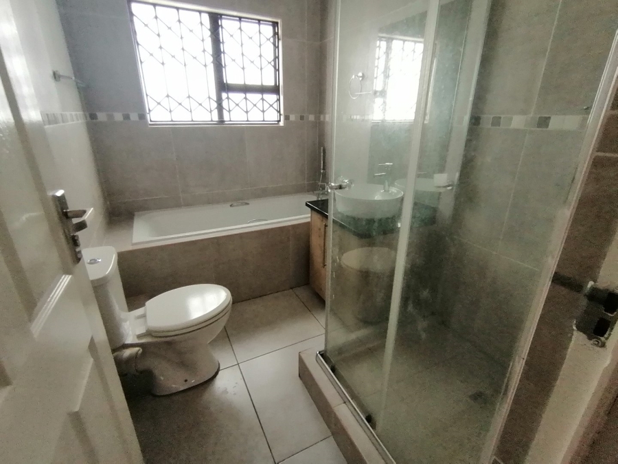 4 Bedroom Property for Sale in Bloemspruit Free State